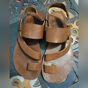 Vivobarefoot Opanka Sandal